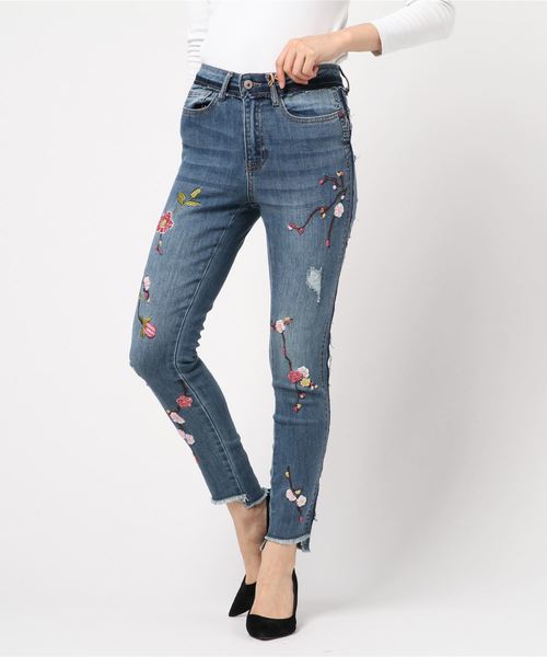 Desigual（デシグアル）の「デニムクロープッド MIAMI BCN（デニムパンツ・レディース・ブルー・32inch/30inch/28inch/31inch/29inch/24inch/25inch/26inch/27inch/34inch）」の8枚目の写真