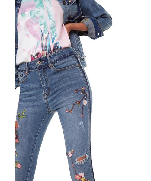 Desigual（デシグアル）の「デニムクロープッド MIAMI BCN（デニムパンツ・レディース・ブルー・32inch/30inch/28inch/31inch/29inch/24inch/25inch/26inch/27inch/34inch）」の6枚目の写真