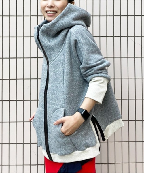 AVIE（アビィ）の「【RENEWAL】テントライン裏毛パーカー（パーカー・レディース・ブラック/グレー/ホワイト/ベージュ・38）」の6枚目の写真