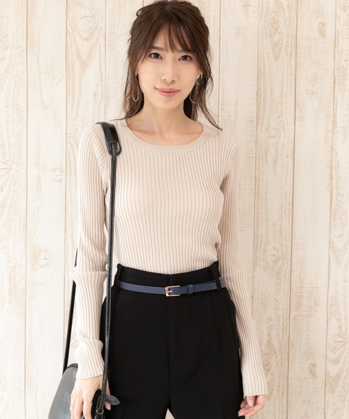Jewelobe(ジュエローブ)の「バックオープンリブニットトップス(ニット/セーター・レディース・ベージュ/ブラック/グリーン/オレンジ・FREE)」の3枚目の写真