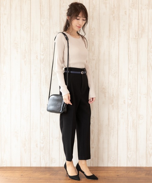 Jewelobe(ジュエローブ)の「バックオープンリブニットトップス(ニット/セーター・レディース・ベージュ/ブラック/グリーン/オレンジ・FREE)」の19枚目の写真