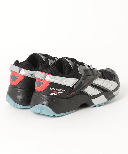 Reebok(リーボック)の「ULTRAMAN インターバル 96(スニーカー・メンズ・ブラック×レッド・25.5cm/28.0cm/27.5cm/29.0cm/27.0cm/28.5cm/24.5cm/26.0cm/23.5cm/24.0cm/26.5cm/25.0cm/23.0cm/31cm)」の3枚目の写真
