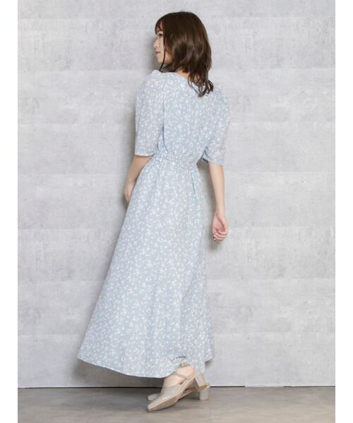 dazzlin（ダズリン）の「ビーズフラワーVネックワンピース（ワンピース・レディース・ブラック/イエロー/ブルー/アイボリー・FREE）」の6枚目の写真