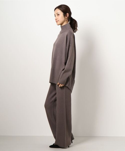 cepo(セポ)の「バックスリットタートルニット+ニットパンツセットアップ(その他パンツ・レディース・グレー/オフホワイト/ミント・M)」の5枚目の写真
