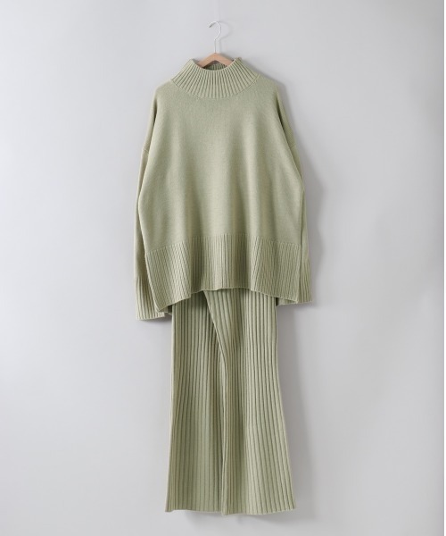 cepo(セポ)の「バックスリットタートルニット+ニットパンツセットアップ(その他パンツ・レディース・グレー/オフホワイト/ミント・M)」の9枚目の写真