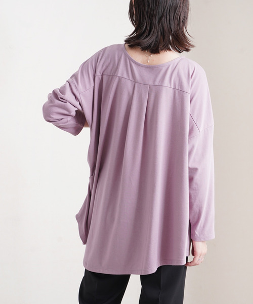 Fizz（フィズ）の「【Fizz/フィズ】　アシメヘム　サイドタック変形カットソー（Tシャツ/カットソー・レディース・ブラック/アイボリー/ラベンダー/グレイッシュベージュ・M）」の4枚目の写真