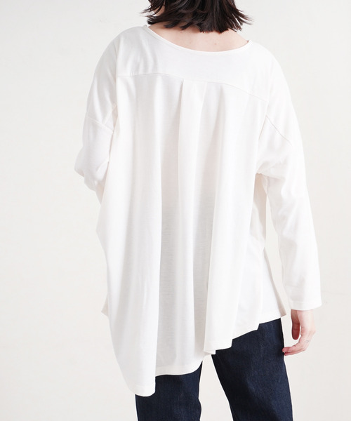 Fizz（フィズ）の「【Fizz/フィズ】　アシメヘム　サイドタック変形カットソー（Tシャツ/カットソー・レディース・ブラック/アイボリー/ラベンダー/グレイッシュベージュ・M）」の2枚目の写真