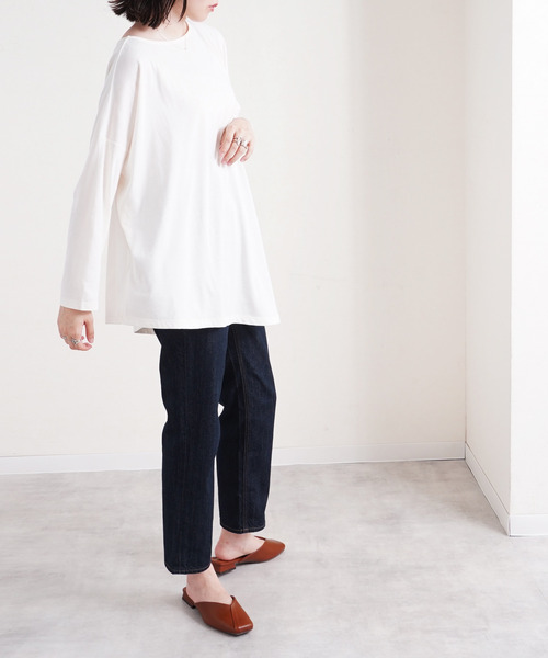 Fizz（フィズ）の「【Fizz/フィズ】　アシメヘム　サイドタック変形カットソー（Tシャツ/カットソー・レディース・ブラック/アイボリー/ラベンダー/グレイッシュベージュ・M）」の10枚目の写真