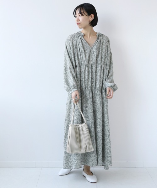 JOURNAL STANDARD relume（ジャーナルスタンダード　レリューム）の「RELUME プリーツバッグ◆（ショルダーバッグ・レディース・ブラック/ナチュラル/グレー・FREE）」の12枚目の写真