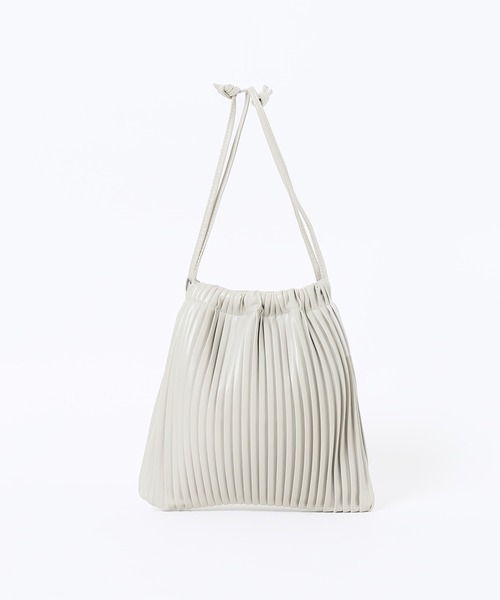 JOURNAL STANDARD relume（ジャーナルスタンダード　レリューム）の「RELUME プリーツバッグ◆（ショルダーバッグ・レディース・ブラック/ナチュラル/グレー・FREE）」の17枚目の写真