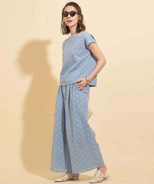 BEAUTY&YOUTH UNITED ARROWS(ビューティーアンドユースユナイテッドアローズ)の「【WEB限定】by ※∴カットワークレースフレンチスリーブブラウス -ウォッシャブル-(シャツ/ブラウス・レディース・オフホワイト/ブラック/ライトブルー・FREE)」の3枚目の写真