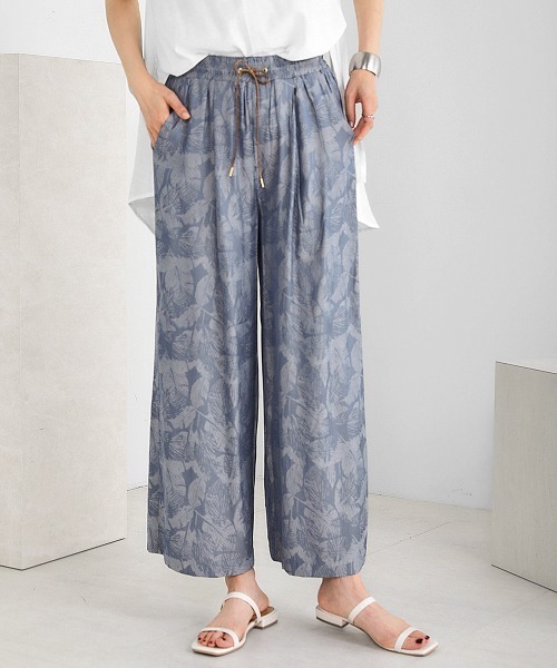 Bou Jeloud(ブージュルード)の「リーフジャガードパンツ(その他パンツ・レディース・ベージュ/ネイビー/グリーン/ブルー・38/TALL/TL)」の4枚目の写真