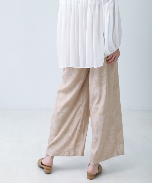 Bou Jeloud(ブージュルード)の「リーフジャガードパンツ(その他パンツ・レディース・ベージュ/ネイビー/グリーン/ブルー・38/TALL/TL)」の7枚目の写真