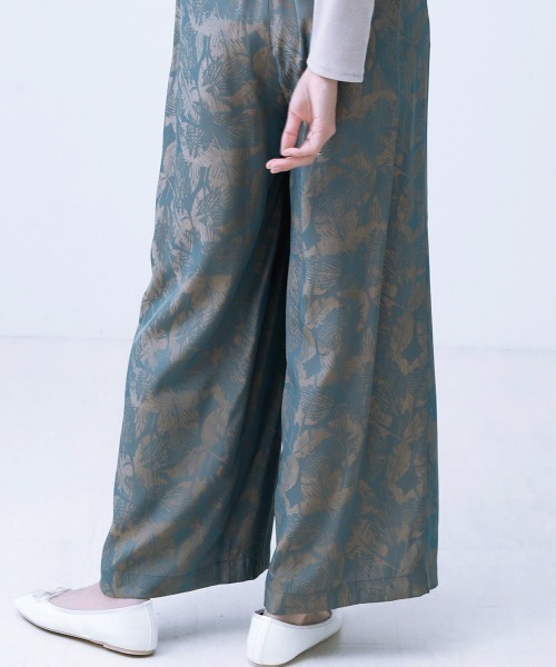 Bou Jeloud(ブージュルード)の「リーフジャガードパンツ(その他パンツ・レディース・ベージュ/ネイビー/グリーン/ブルー・38/TALL/TL)」の13枚目の写真