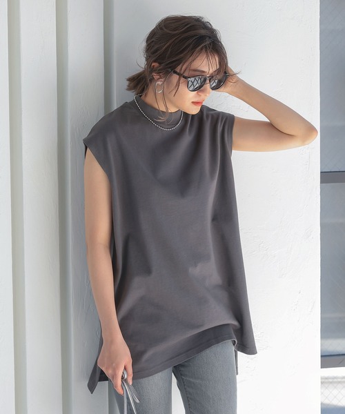 KOBE LETTUCE（コウベレタス）の「選べる2type USAコットンビッグシルエットTシャツ（Tシャツ/カットソー・レディース・ブラック系その他2/イエロー/ブラック系その他/オフホワイト/ブラック系その他3/モカ/イエロー系その他/ブラック/ブラウン系その他/ホワイト系その他・2/1）」の6枚目の写真