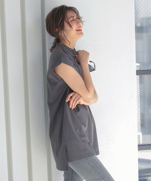 KOBE LETTUCE（コウベレタス）の「選べる2type USAコットンビッグシルエットTシャツ（Tシャツ/カットソー・レディース・ブラック系その他2/イエロー/ブラック系その他/オフホワイト/ブラック系その他3/モカ/イエロー系その他/ブラック/ブラウン系その他/ホワイト系その他・2/1）」の16枚目の写真