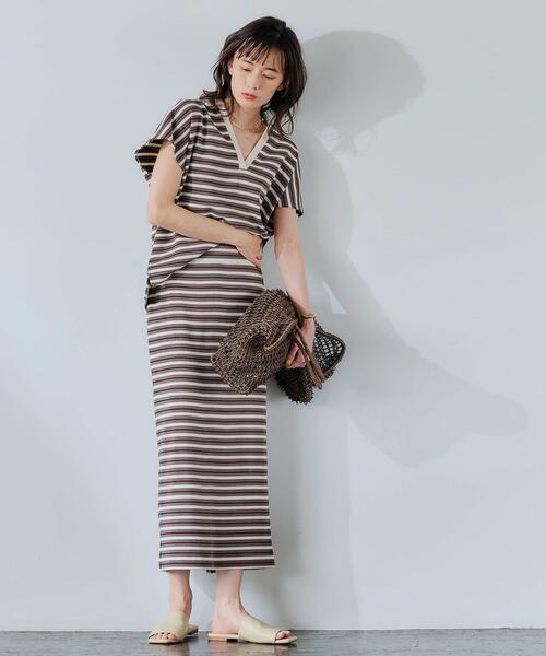 green label relaxing(グリーンレーベルリラクシング)の「SC フライス バックスリット タイト スカート / ボーダー(スカート・レディース・ブラック/ダークグレー/レッド・FREE)」の22枚目の写真