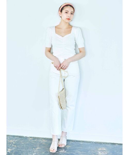 dazzlin(ダズリン)の「ハートマークギャザーニットトップス(ニット/セーター・レディース・ベージュ/ブラウン/オフホワイト/ブルー・FREE)」の9枚目の写真