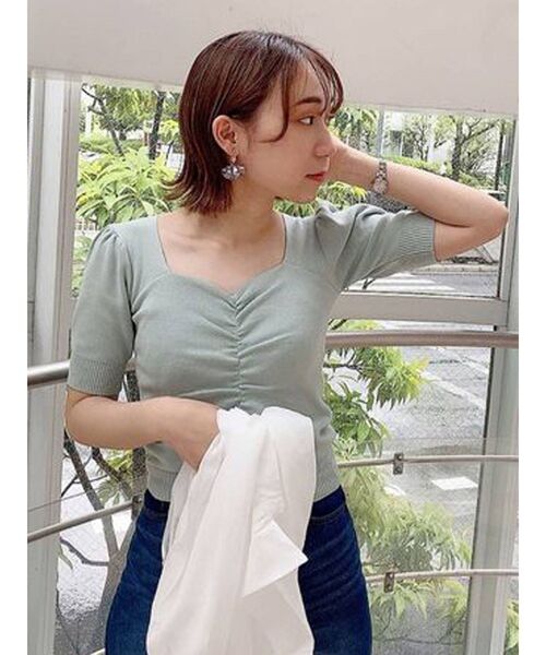 dazzlin(ダズリン)の「ハートマークギャザーニットトップス(ニット/セーター・レディース・ベージュ/ブラウン/オフホワイト/ブルー・FREE)」の14枚目の写真