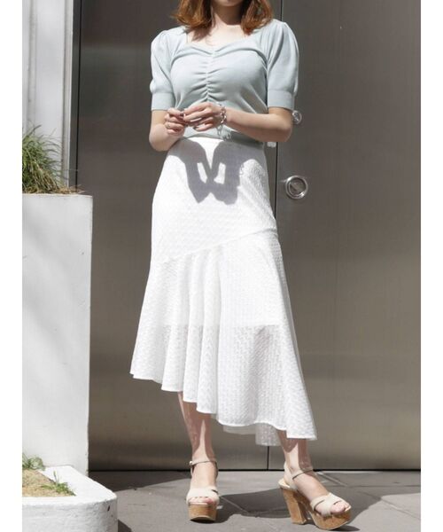 dazzlin(ダズリン)の「ハートマークギャザーニットトップス(ニット/セーター・レディース・ベージュ/ブラウン/オフホワイト/ブルー・FREE)」の15枚目の写真