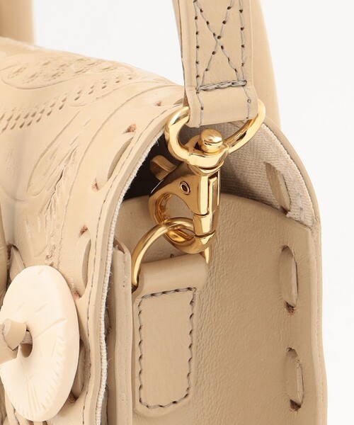 CARVING TRIBES（カービングトライブス）の「Mini Maestra（ショルダーバッグ・レディース・キナリ/ナチュラル/グレー・FREE）」の4枚目の写真