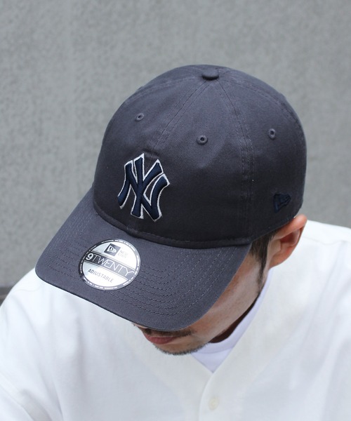 NEW ERA（ニューエラ）の「【NEW ERA】ニューエラ キャップ ストラップバック ウォッシュドコットン  MLB 9TWENTY（キャップ・メンズ・ホワイト/ブラック/ベージュ/ネイビー/グレー/ブルー/ブラック系その他/グリーン系その他3/ネイビー系1/ネイビー系2/ネイビー系7/グリーン系その他2/ブラック系その他2/ホワイト系その他/グリーン/ブラック系その他4/ホワイト系その他4/レッド/ブラック系その他5/ネイビー系3/グレー系その他7/ブラウン/グレー系その他/グリーン系その他/ベージュ系その他2/レッド系その他/グレー系その他4/ネイビー系5/ネイビー系6/ホワイト系その他2/ホワイト系その他5/ネイビー系4/ベージュ系その他3/ベージュ系その他/ブルー系その他2/レッド系その他2/ブルー系その他/ブルー系その他3・FREE）」の13枚目の写真