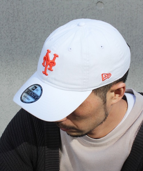 NEW ERA（ニューエラ）の「【NEW ERA】ニューエラ キャップ ストラップバック ウォッシュドコットン  MLB 9TWENTY（キャップ・メンズ・ホワイト/ブラック/ベージュ/ネイビー/グレー/ブルー/ブラック系その他/グリーン系その他3/ネイビー系1/ネイビー系2/ネイビー系7/グリーン系その他2/ブラック系その他2/ホワイト系その他/グリーン/ブラック系その他4/ホワイト系その他4/レッド/ブラック系その他5/ネイビー系3/グレー系その他7/ブラウン/グレー系その他/グリーン系その他/ベージュ系その他2/レッド系その他/グレー系その他4/ネイビー系5/ネイビー系6/ホワイト系その他2/ホワイト系その他5/ネイビー系4/ベージュ系その他3/ベージュ系その他/ブルー系その他2/レッド系その他2/ブルー系その他/ブルー系その他3・FREE）」の5枚目の写真