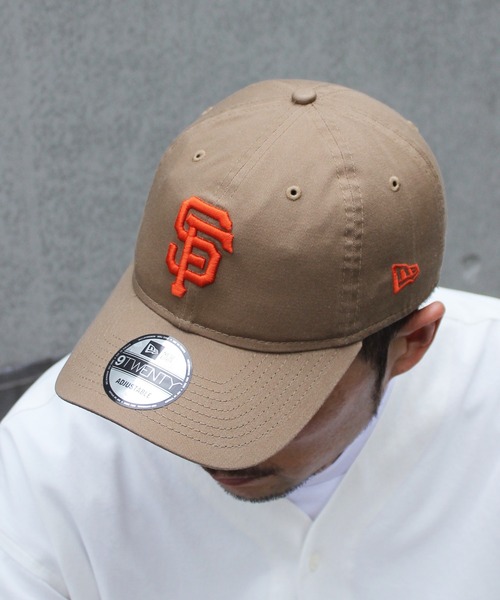 NEW ERA（ニューエラ）の「【NEW ERA】ニューエラ キャップ ストラップバック ウォッシュドコットン  MLB 9TWENTY（キャップ・メンズ・ホワイト/ブラック/ベージュ/ネイビー/グレー/ブルー/ブラック系その他/グリーン系その他3/ネイビー系1/ネイビー系2/ネイビー系7/グリーン系その他2/ブラック系その他2/ホワイト系その他/グリーン/ブラック系その他4/ホワイト系その他4/レッド/ブラック系その他5/ネイビー系3/グレー系その他7/ブラウン/グレー系その他/グリーン系その他/ベージュ系その他2/レッド系その他/グレー系その他4/ネイビー系5/ネイビー系6/ホワイト系その他2/ホワイト系その他5/ネイビー系4/ベージュ系その他3/ベージュ系その他/ブルー系その他2/レッド系その他2/ブルー系その他/ブルー系その他3・FREE）」の19枚目の写真