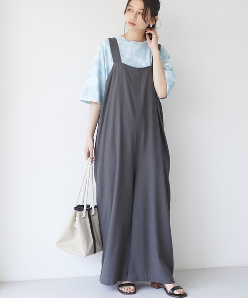 Sugar spoon（シュガースプーン）の「・SUGAR SPOON リネンワイドサロペットパンツ＊（サロペット/オーバーオール・レディース・チャコールグレー/ベージュ/グレー/ピンク・FREE）」の2枚目の写真