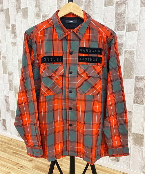 DIESEL（ディーゼル）の「ベルクロワッペン バックロゴチェックシャツ「S-TAKESHI」（シャツ/ブラウス・メンズ・オレンジ/グリーン・S/M/L/XL/XXL）」の2枚目の写真