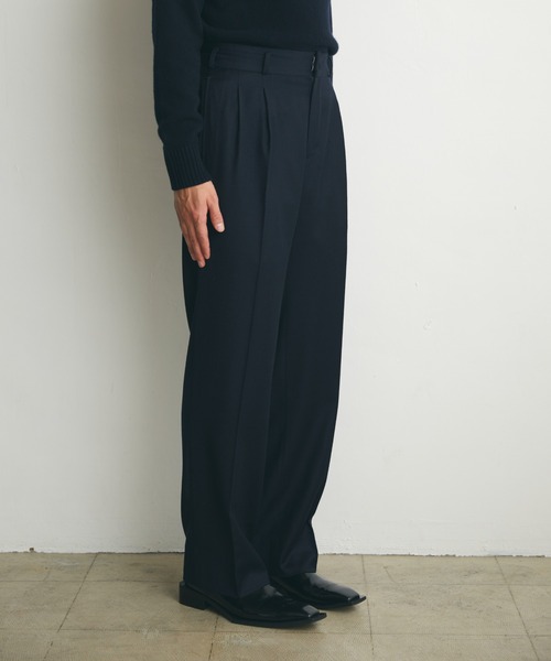 Apartment Three High-Waisted Flare スラックス Apartment Three（アパートメントスリー）の「Apartment Three