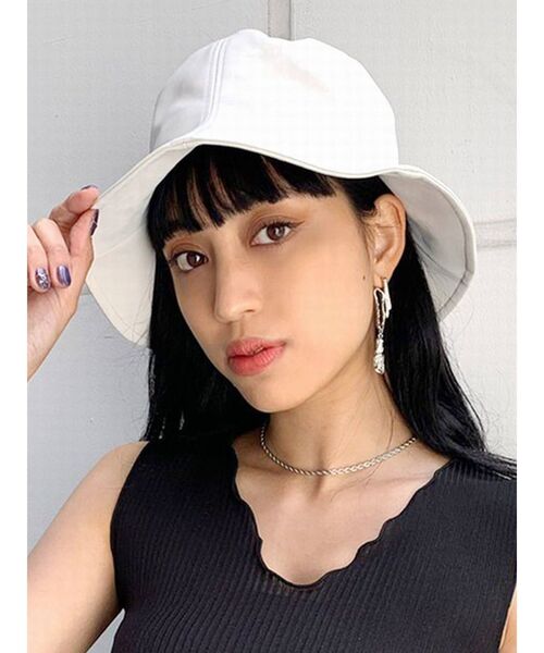 EMODA（エモダ）の「ギャザーワイドバケットハット（ハット・レディース・ホワイト/ブラック・FREE）」の12枚目の写真