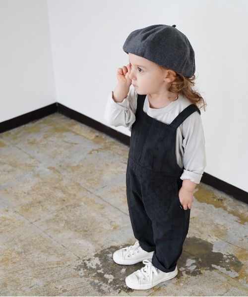 quoti use fith（クゥオティ　ユース　フィス）の「ドットパッチワークジャガード サロペット（サロペット/オーバーオール・キッズ・チャコールグレー/ベージュ・130/90/100/110/80/120）」の9枚目の写真