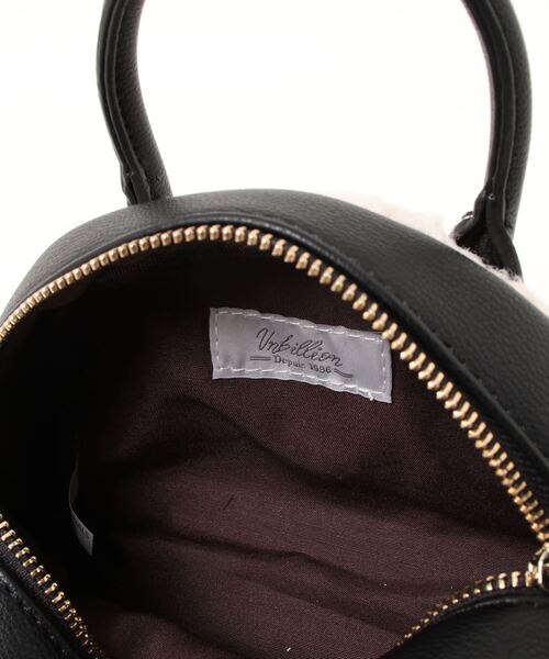 cache cache（カシュ カシュ）の「カシュカシュ cachecache / 2wayナノサイズボストンバッグ（ショルダーバッグ・レディース・レッド/アイボリー/キャメル・FREE）」の6枚目の写真
