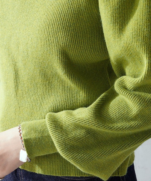 DISCOAT（ディスコート）の「マルチボーダーハイネックプルオーバー（ニット/セーター・レディース・パープル/イエロー/ブルー/グリーン/グリーン系その他・FREE）」の12枚目の写真