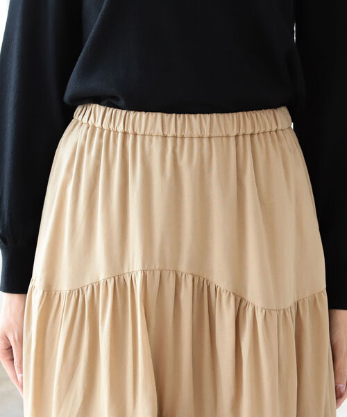 B:MING by BEAMS（ビーミングバイビームス）の「B:MING by BEAMS / イレヘム ティアード スカート 21AW（スカート・レディース・ベージュ/カーキ/アイボリー・SMALL/MEDIUM）」の16枚目の写真