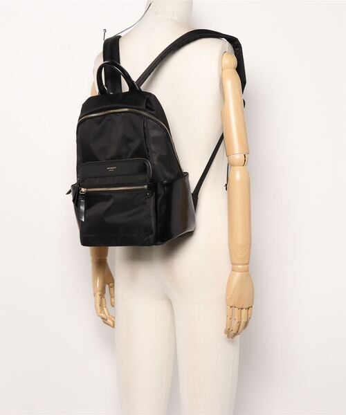 & chouette(アンドシュエット)の「A4対応ナイロンリュック(バックパック/リュック・レディース・ブラック/ブラウン/オフホワイト・FREE)」の11枚目の写真