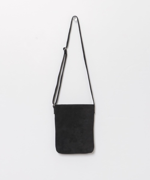 URBAN RESEARCH DOORS(アーバンリサーチドアーズ)の「スエードショルダーバッグ(ショルダーバッグ・メンズ・グリーン系その他/ブラック/グレー系その他・ONE)」の6枚目の写真