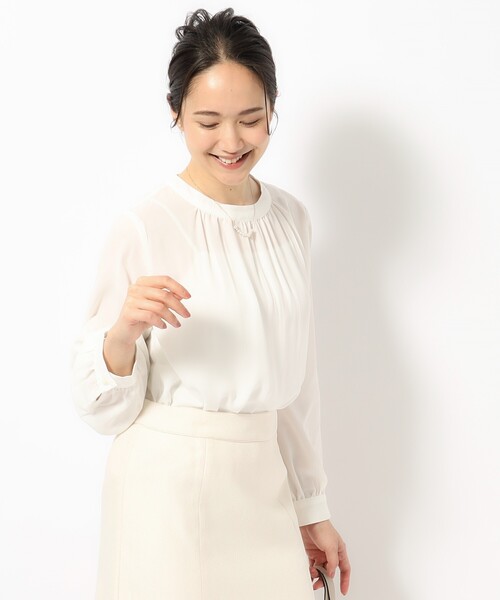 SHOO・LA・RUE(シューラルー)の「◆【S-3L】ハイネックギャザーブラウス(シャツ/ブラウス・レディース・ベージュ系その他5/ブラック系1/アイボリー系1・01/02/03/04/05)」の8枚目の写真