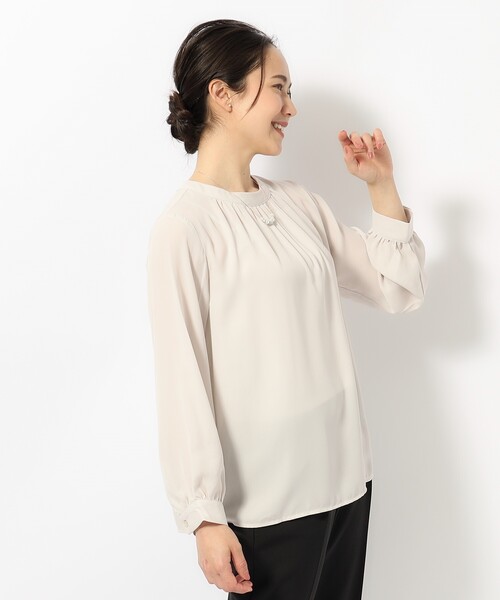 SHOO・LA・RUE(シューラルー)の「◆【S-3L】ハイネックギャザーブラウス(シャツ/ブラウス・レディース・ベージュ系その他5/ブラック系1/アイボリー系1・01/02/03/04/05)」の10枚目の写真