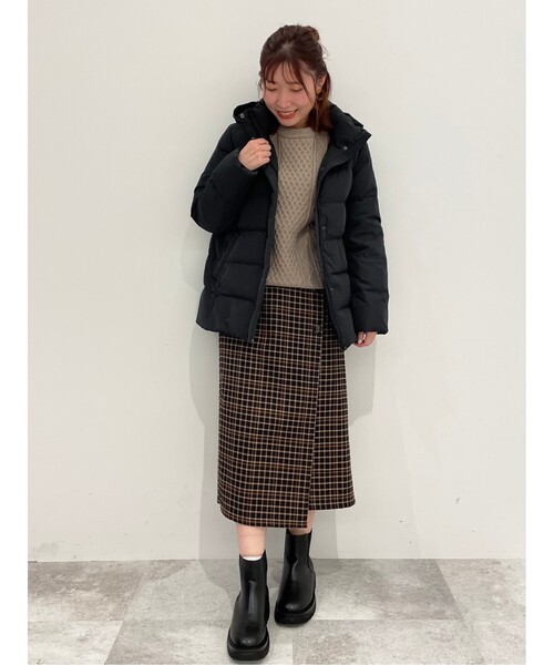 SHOO・LA・RUE(シューラルー)の「◆軽くて、暖かくて、美しくて、洗濯機で洗える プレミアムなダウン【S-4L】(ダウンジャケット/コート・レディース・ブラック/サンドベージュ/ライトベージュ・01/05/06/04/03/02)」の6枚目の写真