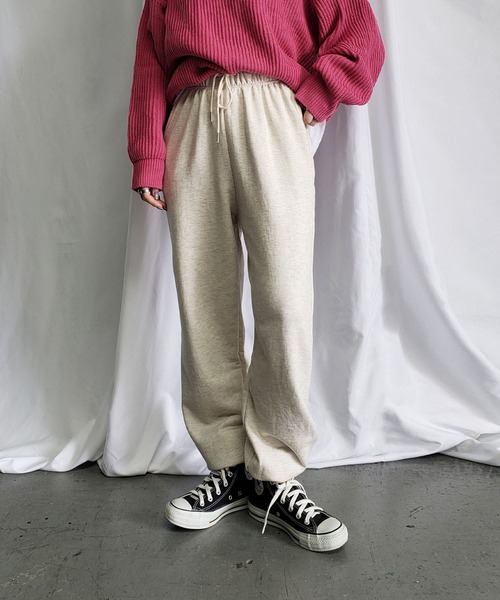 me+em select（ミームセレクト）の「【 6color 】ヘビーコットン裏毛ジョガーパンツ　韓国製（スウェットパンツ・レディース・グリーン/ライトグレー/ベージュ/チャコールグレー/グレー/ブラウン・FREE）」の5枚目の写真