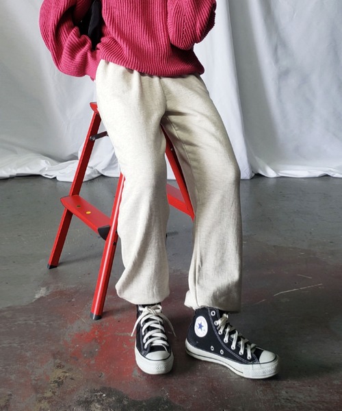 me+em select（ミームセレクト）の「【 6color 】ヘビーコットン裏毛ジョガーパンツ　韓国製（スウェットパンツ・レディース・グリーン/ライトグレー/ベージュ/チャコールグレー/グレー/ブラウン・FREE）」の17枚目の写真