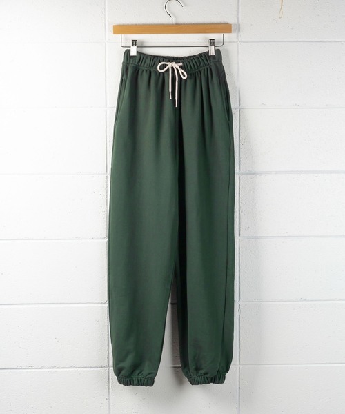 me+em select（ミームセレクト）の「【 6color 】ヘビーコットン裏毛ジョガーパンツ　韓国製（スウェットパンツ・レディース・グリーン/ライトグレー/ベージュ/チャコールグレー/グレー/ブラウン・FREE）」の11枚目の写真