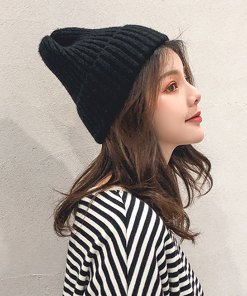 c.u.l（シーユーエル）の「【c.u.l】無地カラーニット帽 cula268（ニットキャップ/ビーニー・レディース・ブラック/ブルー/ブラウン/グレー/ライトベージュ/ライトブルー/ライトグレー/ピンクベージュ/ワインレッド/イエロー・FREE）」の2枚目の写真