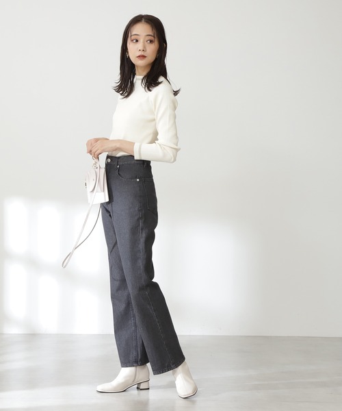 N.（N. Natural Beauty Basic）（エヌエヌナチュラルビューティーベーシック）の「◆バイカラーラインコンパクトニット（ニット/セーター・レディース・グリーン/ブルー/スミクロ/オフホワイト・MEDIUM）」の9枚目の写真