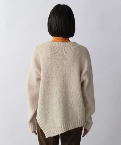 LOWRYS FARM(ローリーズファーム)の「モヘヤライクアシメプルオーバーLS 254798(ニット/セーター・レディース・ブラック/グリーン/アイボリー・FREE)」の13枚目の写真
