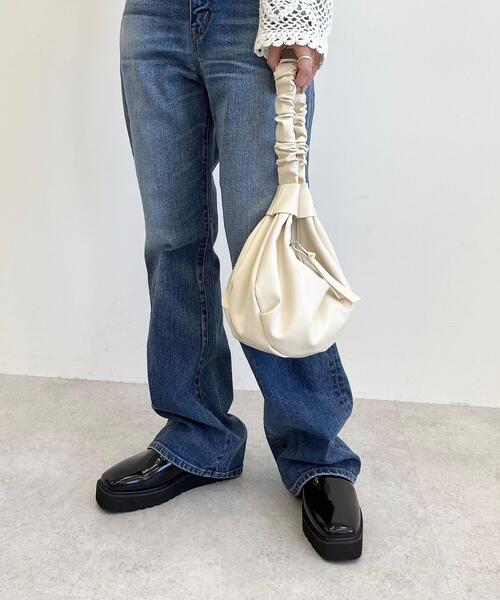 CITEN（シテン）の「＜CITEN（シテン）＞2WAY ギャザー ハンドル バッグ（ハンドバッグ・レディース・ブラック/オフホワイト・FREE）」の7枚目の写真