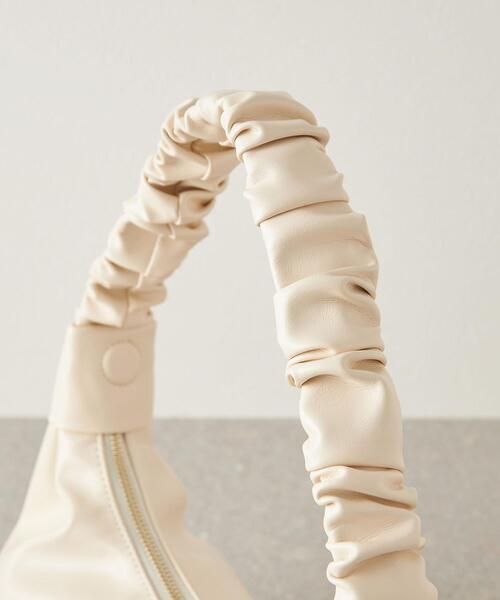 CITEN（シテン）の「＜CITEN（シテン）＞2WAY ギャザー ハンドル バッグ（ハンドバッグ・レディース・ブラック/オフホワイト・FREE）」の13枚目の写真