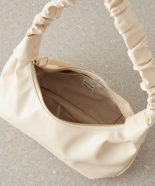 CITEN（シテン）の「＜CITEN（シテン）＞2WAY ギャザー ハンドル バッグ（ハンドバッグ・レディース・ブラック/オフホワイト・FREE）」の9枚目の写真